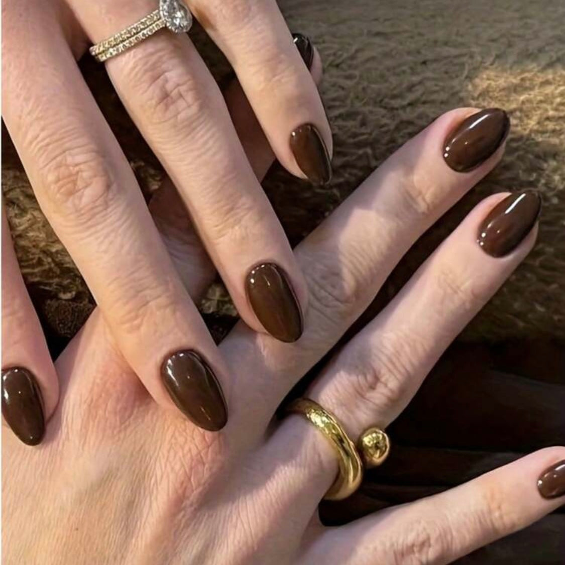 Medium Brown Almond Nail Set