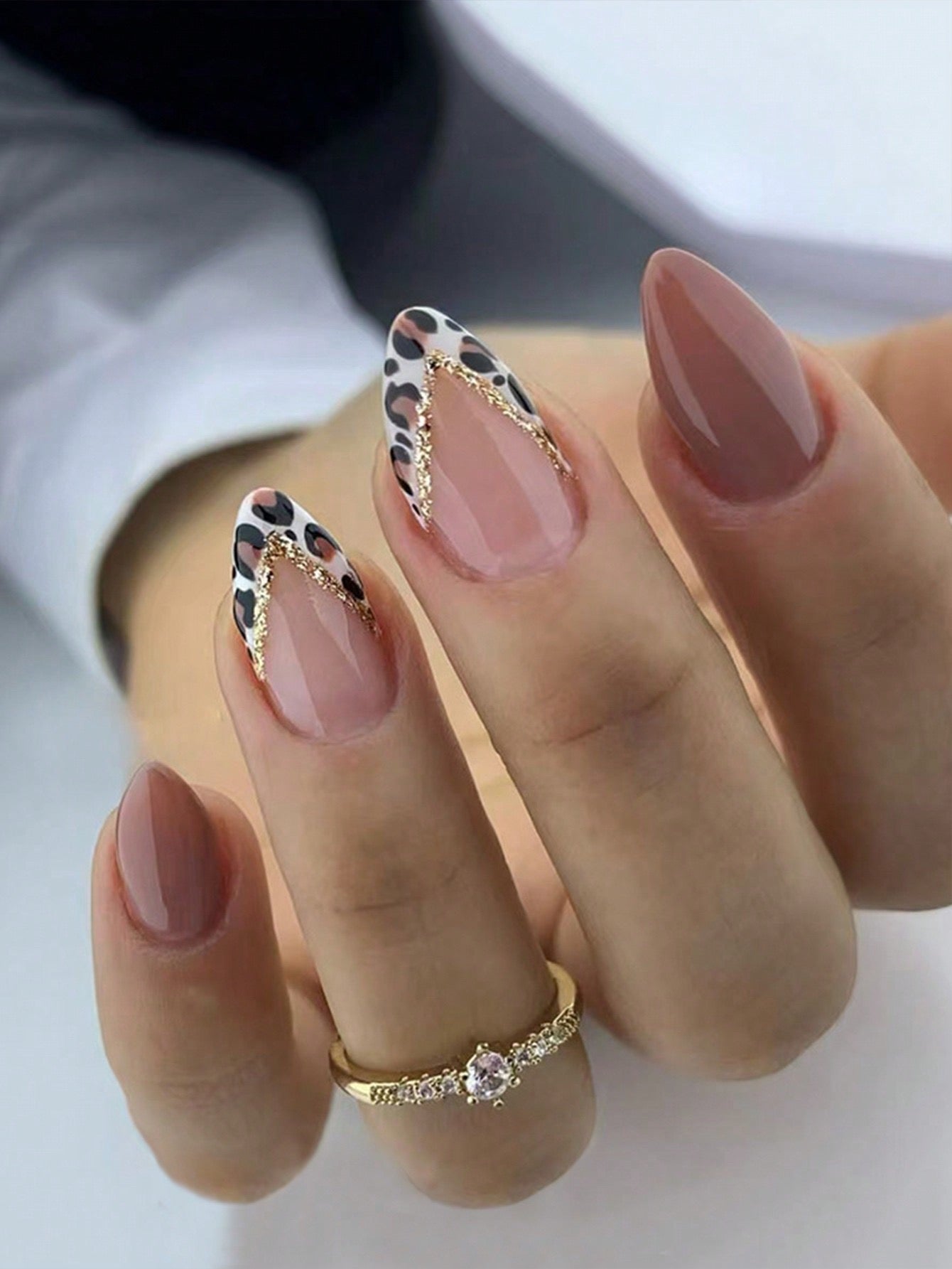 Designed Medium Nail Set