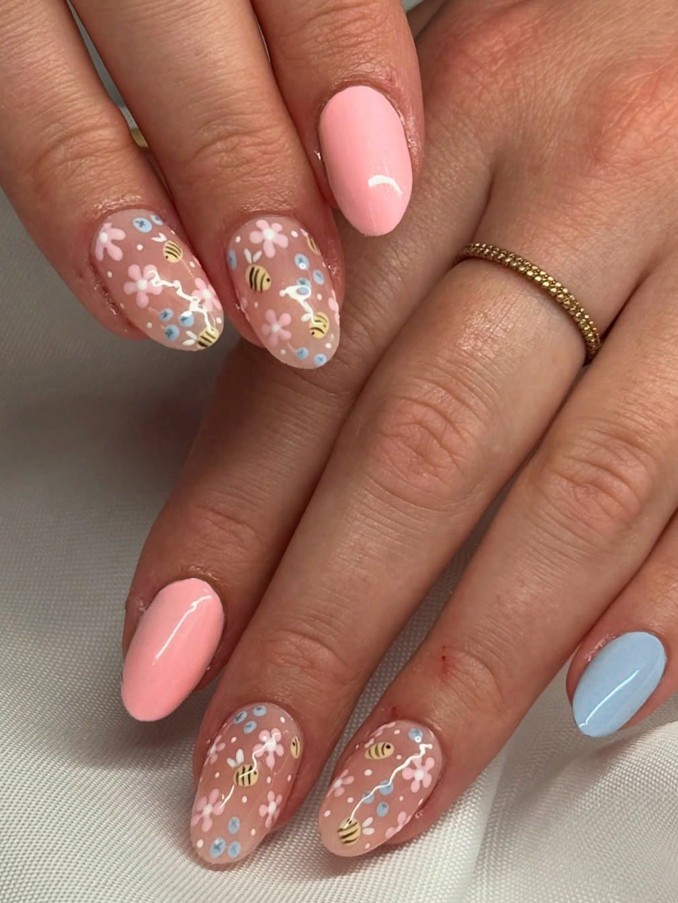Designed Medium Nail Set