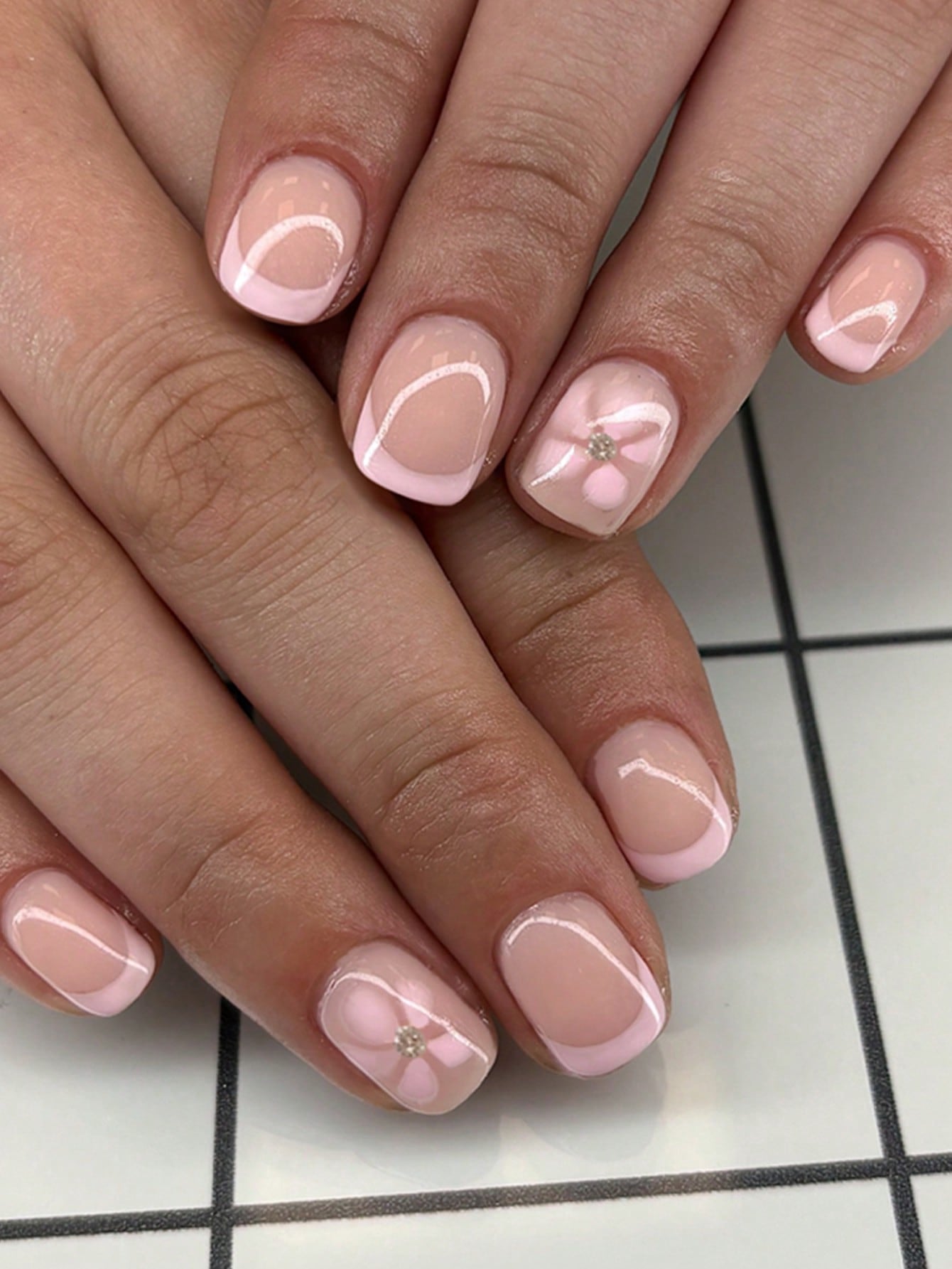 Short Designed Nail Set