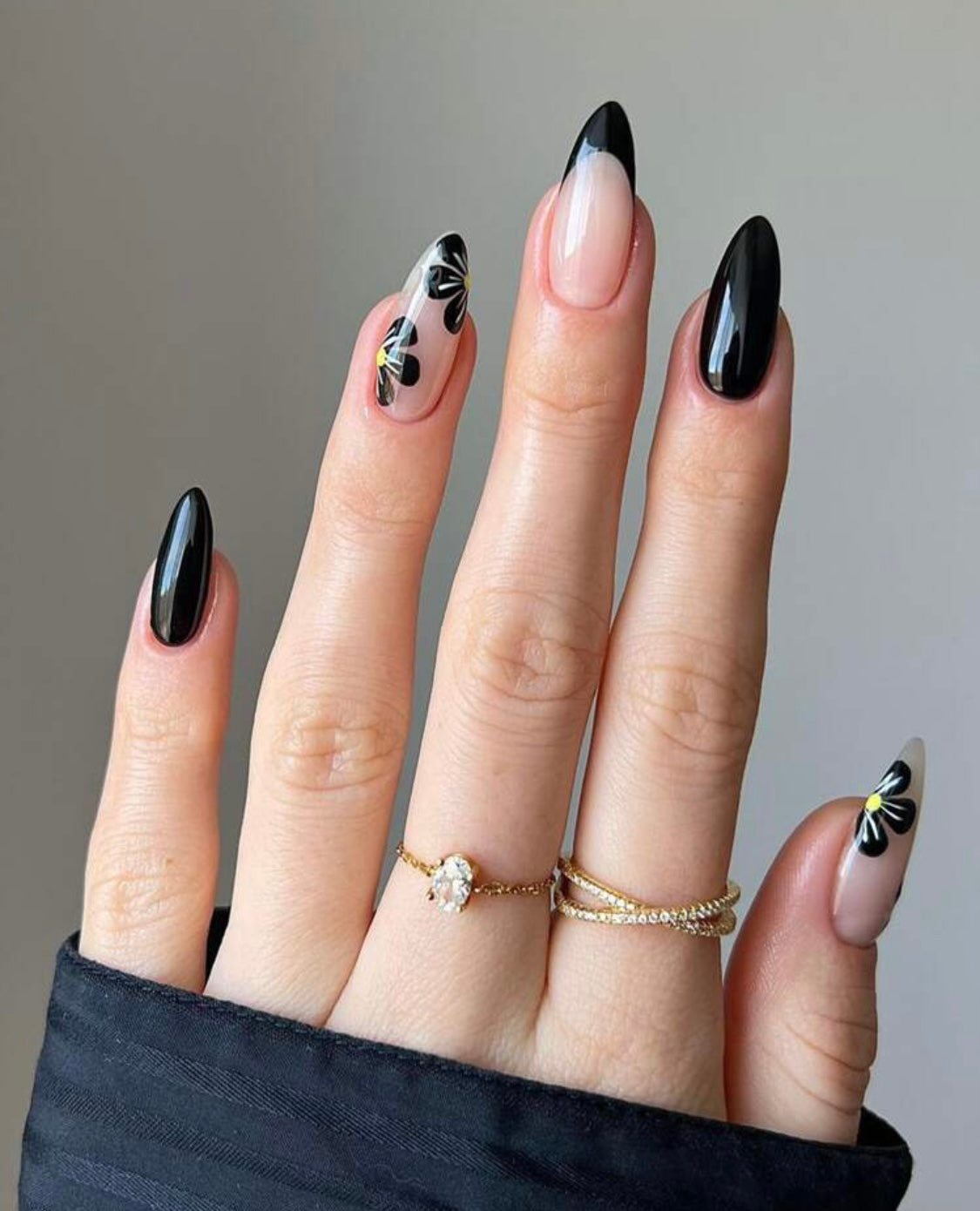 Designed Black Long Nail Set