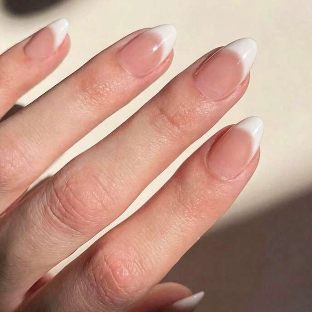 Medium French Ombré Nail Set