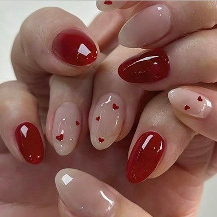 Designed Medium Red Nail Set
