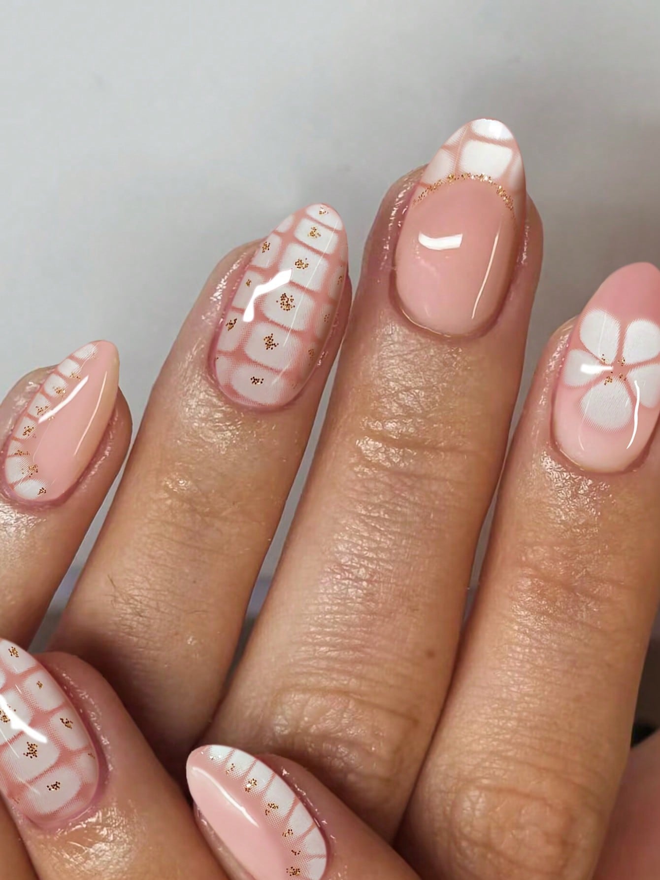Designed Medium Nail Set