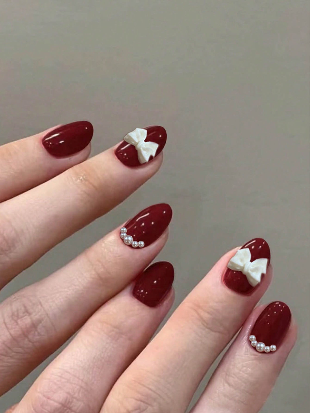 Designed Bordeaux Medium Nail Set