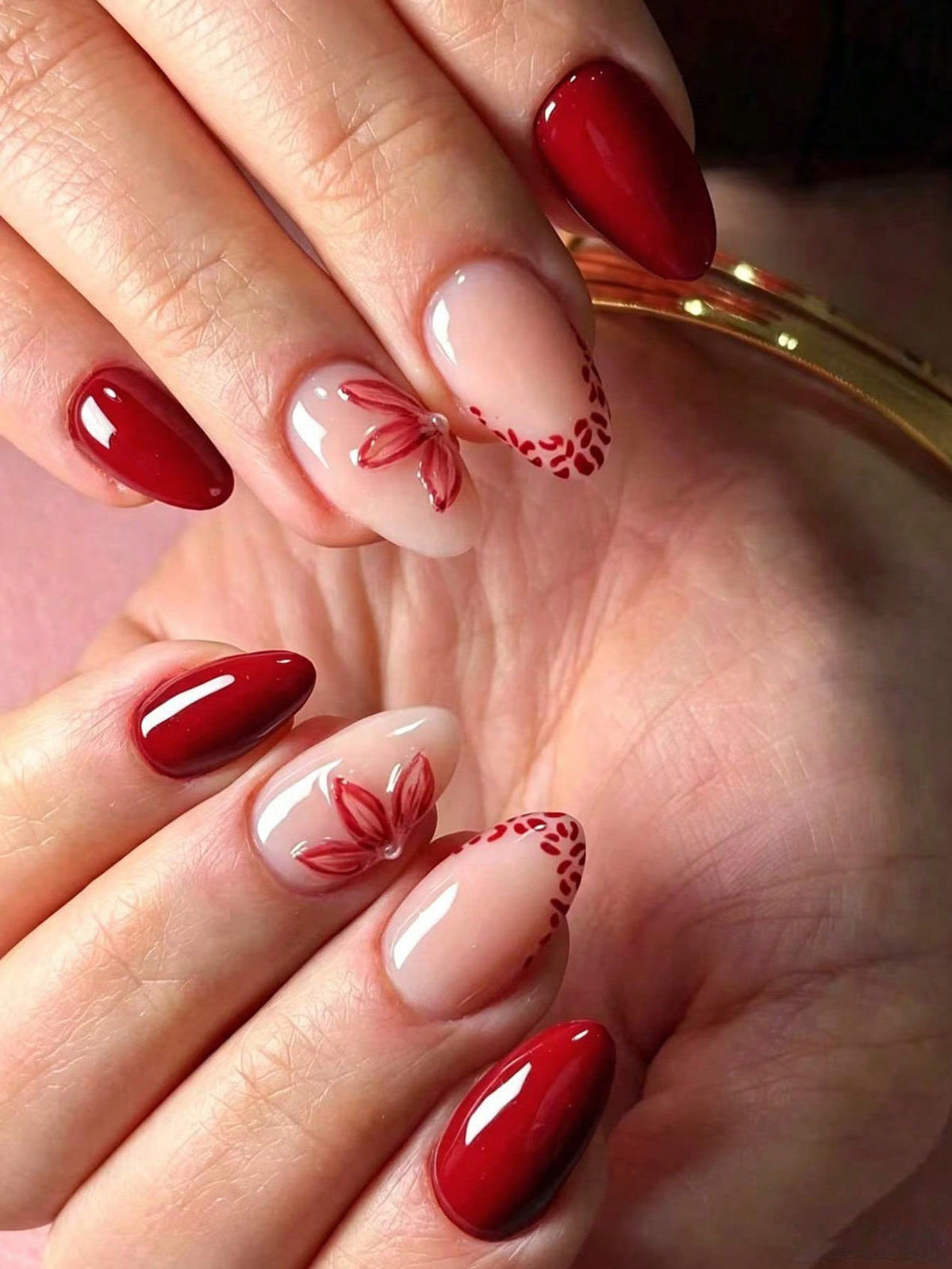 Designed Red Medium Nail Set