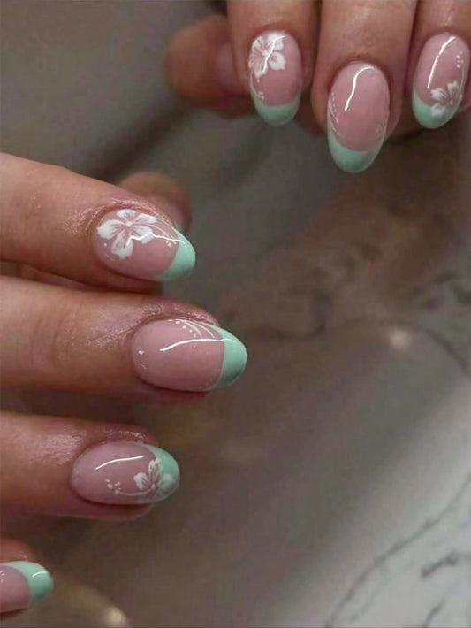 Designed Medium Nail Set