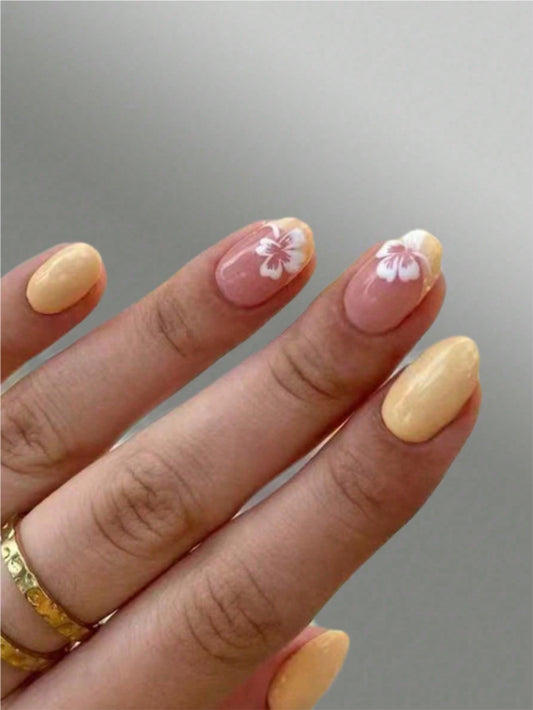 Designed Medium Yellow Nail Set