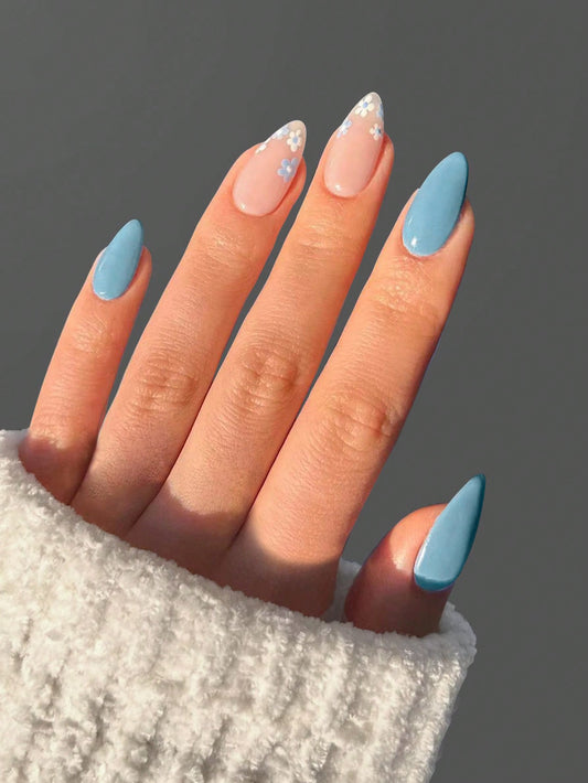 Designed Blue Long Nail Set