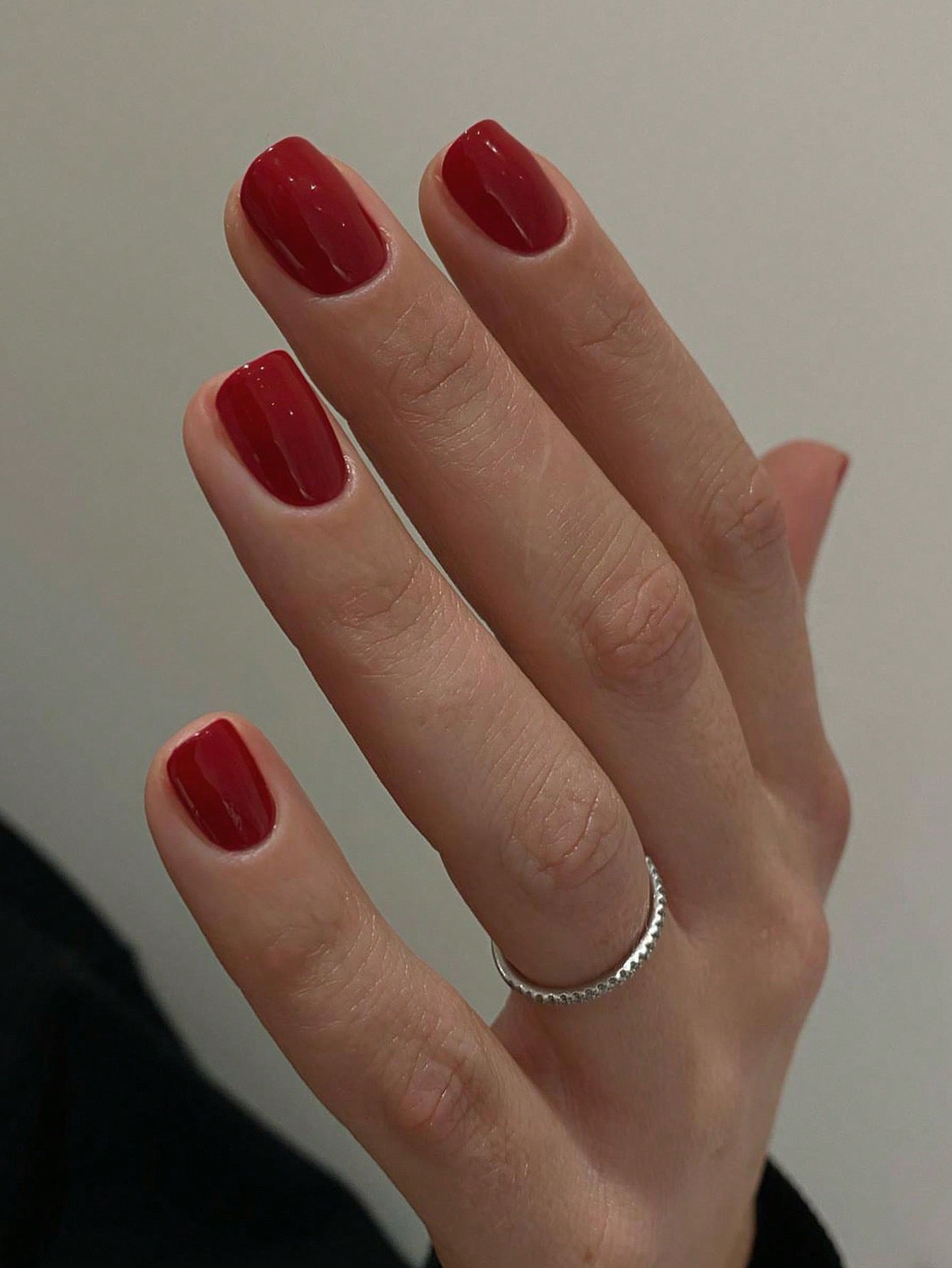Red Short Nail Set